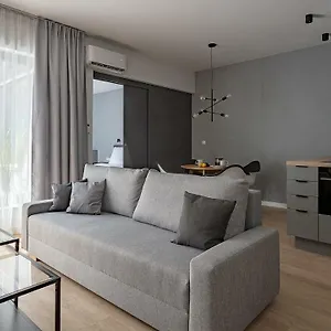Viu Old Town Terrace Apartment